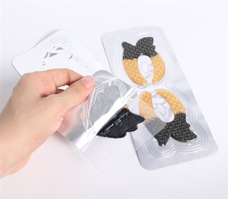 Eye patches for hydration